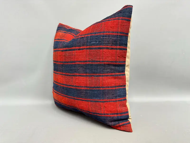 Hippie Throw Pillow Cover, Gift Pillow, Pillow for Couch, Art Deco Cushion, Nomadic Cushion, Pillow, Vintage Kilim Throw Pillow, 18x18 Red Cushion - 3