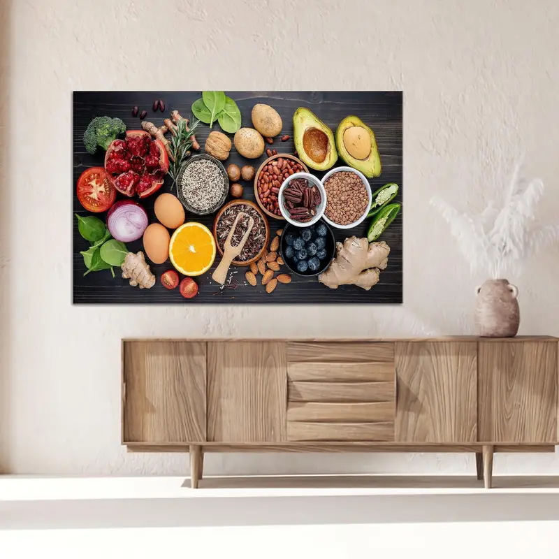 エレガントなスパイス キッチン キャンバス: 鮮やかなダイニング ルームの装飾