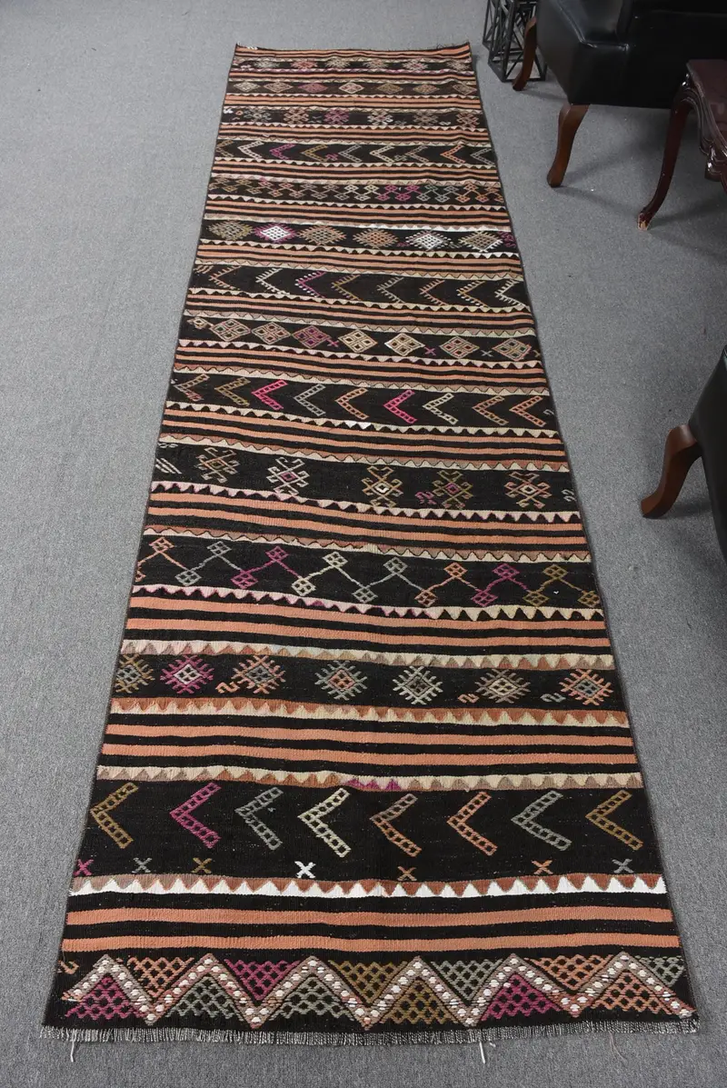 Alfombra Marrón 3x10,9ft, Diseño Patchwork con Detalles Naranjas