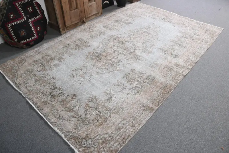 5.6x8.7 ft Türk Oushak Halısı, Vintage Halı, Gri Kareli Yün Halı - 1