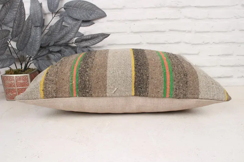 Gift Pillow, Natural Pillow Cover, 16x24 Brown Pillow Case, Boho Pillow, Traditional Cushion Case, Pillow Cover, Vintage Kilim Throw Pillow - 5
