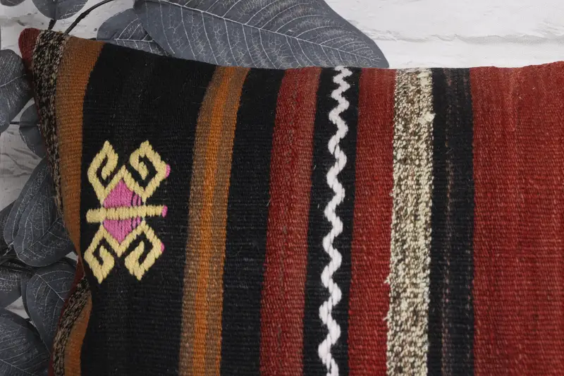 Art Deco Pillow Sham, Tribal Cushion Case, Home Decor Pillow, Pillow Case, Kilim Pillow, 16x24 Red Cushion Case, Vintage Kilim Pillow - 2