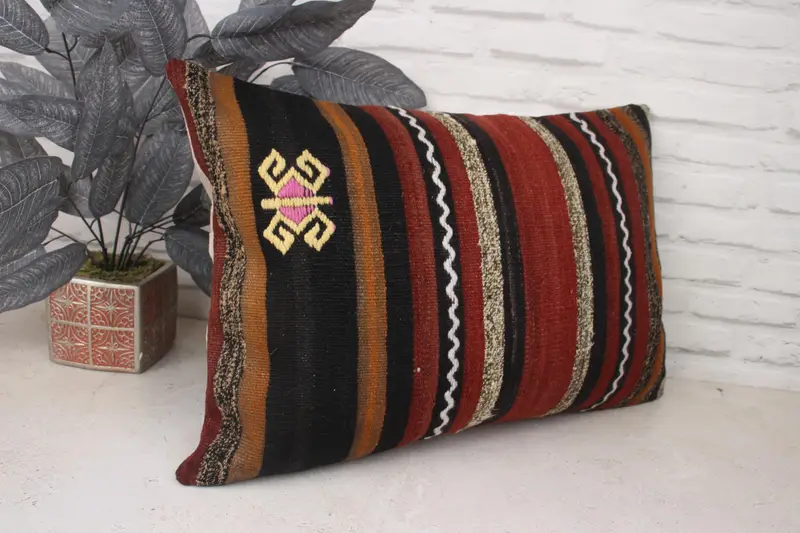 Art Deco Pillow Sham, Tribal Cushion Case, Home Decor Pillow, Pillow Case, Kilim Pillow, 16x24 Red Cushion Case, Vintage Kilim Pillow - 4