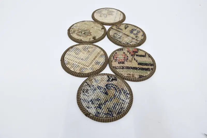 Böhmischer runder Untersetzer in Beige und Bronze, stilvoller böhmischer Untersetzer