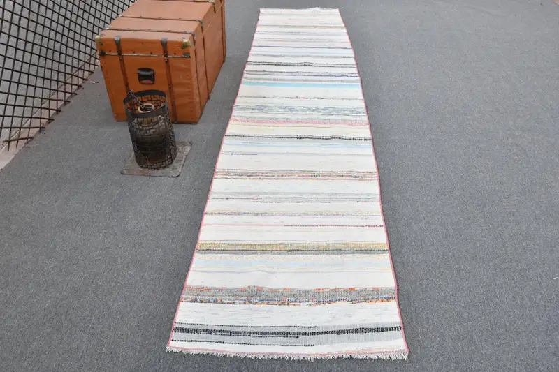 Alfombra turca de 2,5x11,2 pies, alfombra vintage del suroeste blanca - 1