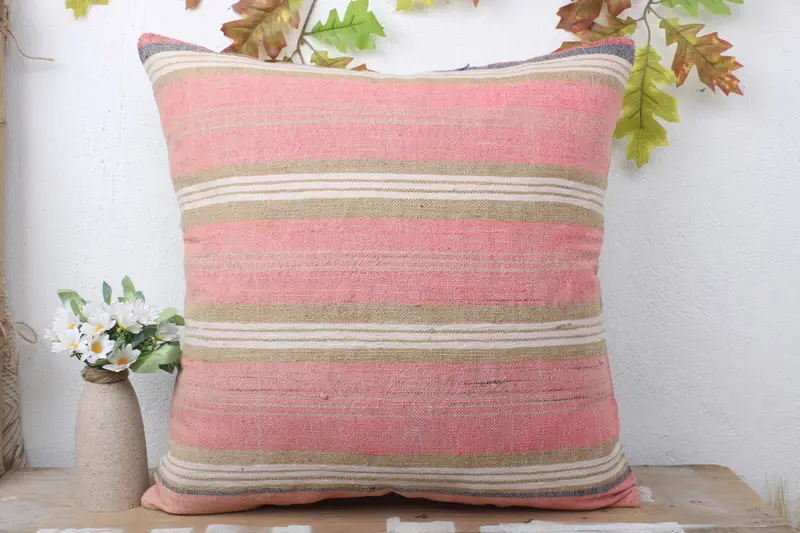 Traditional Cushion Cover, 20x20 Red Cushion Case, Shabby Chic Cushion, Pillow for Couch, Boho Pillow, Pillow Sham, Vintage Pillow - 2