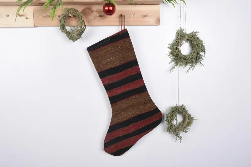 19 Zoll breiter Weihnachtsstrumpf mit Ornamentmuster, festlicher Weihnachtsstrumpf