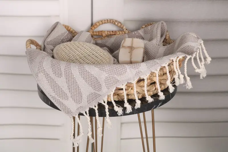 Düğün iyilikleri, 40x18 pamuklu balina tasarım havlu, doğum günü hediyesi, monogramlı el havlu, küçük banyo havlu, plaj bekarlık parti dekorasyonları - 3