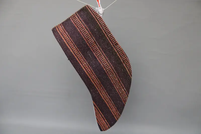 Şenlikli Noel Çorabı, Kahverengi ve Turuncu Süsler Noel Çorabı