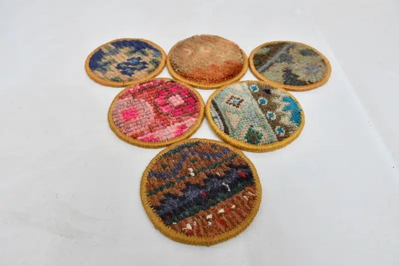 Posavasos étnicos azules y rosas, posavasos de alfombra lavables y duraderos