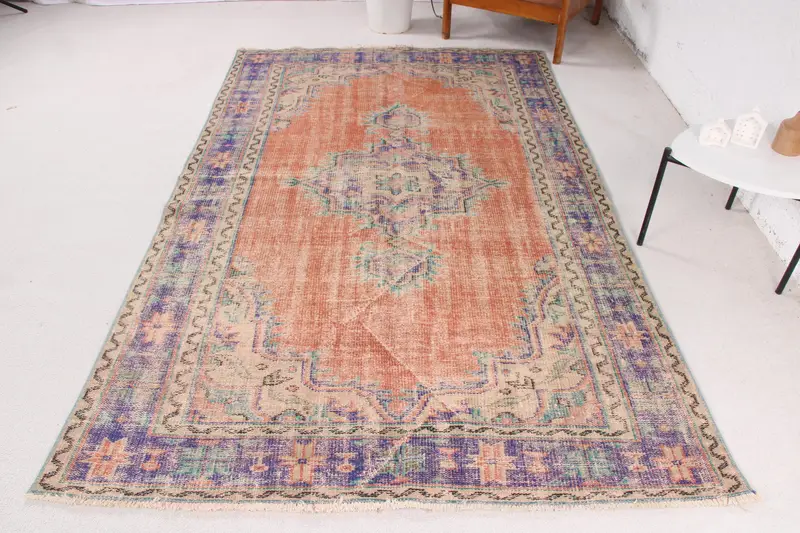 El Yapımı Turuncu ve Mavi Halı, 4,3x8,5 ft Güneybatı Desenli