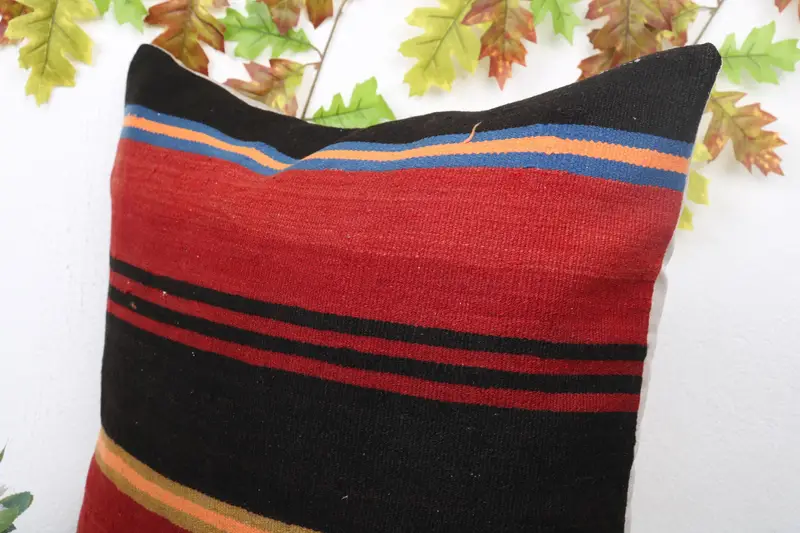 Kilim Pillow Cover, Turkish Kilim Pillow, Muted Cushion Case, Pillow Cover, Throw Kilim Pillow, Decorative Throw Pillow, 24x24 Red Pillow Case - 5