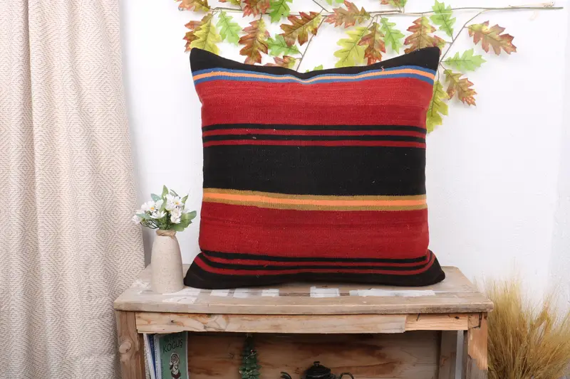 Kilim Pillow Cover, Turkish Kilim Pillow, Muted Cushion Case, Pillow Cover, Throw Kilim Pillow, Decorative Throw Pillow, 24x24 Red Pillow Case - 1