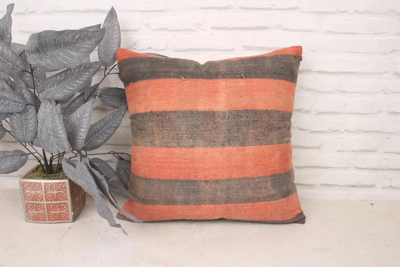 Kilim Pillow Cover, 18x18 Red Cushion Case, Car Cushion, Armchair Cushion Cover, Kilim Cushion Sham, Toss Pillow Cover, Turkish Pillow, Pillow Sham - 1