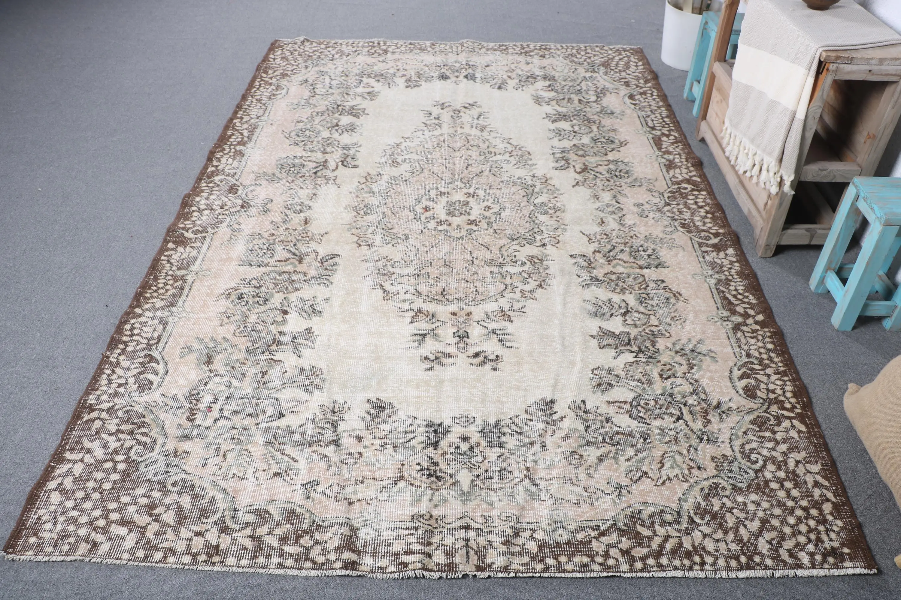 Türk Vintage Halısı 5,7x8,8 ft (175x268 cm), Kahverengi Ombré Halı - 1
