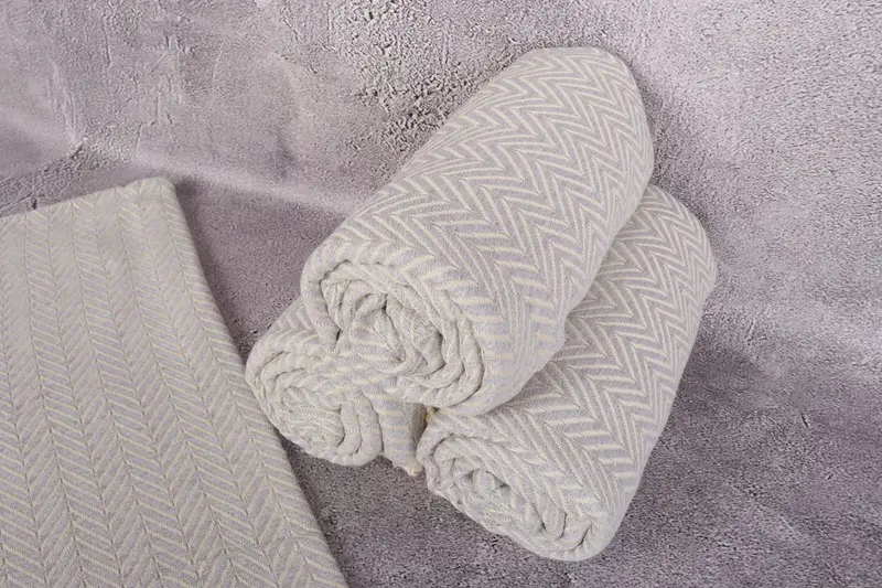 70x40 Cotton Zig zag Towel, Bridal Shower Gift, Girls Weekend Getaways Ideas, Best Beach Towel, Bachelorette Party Favor, Beach Towel Bulk - 8