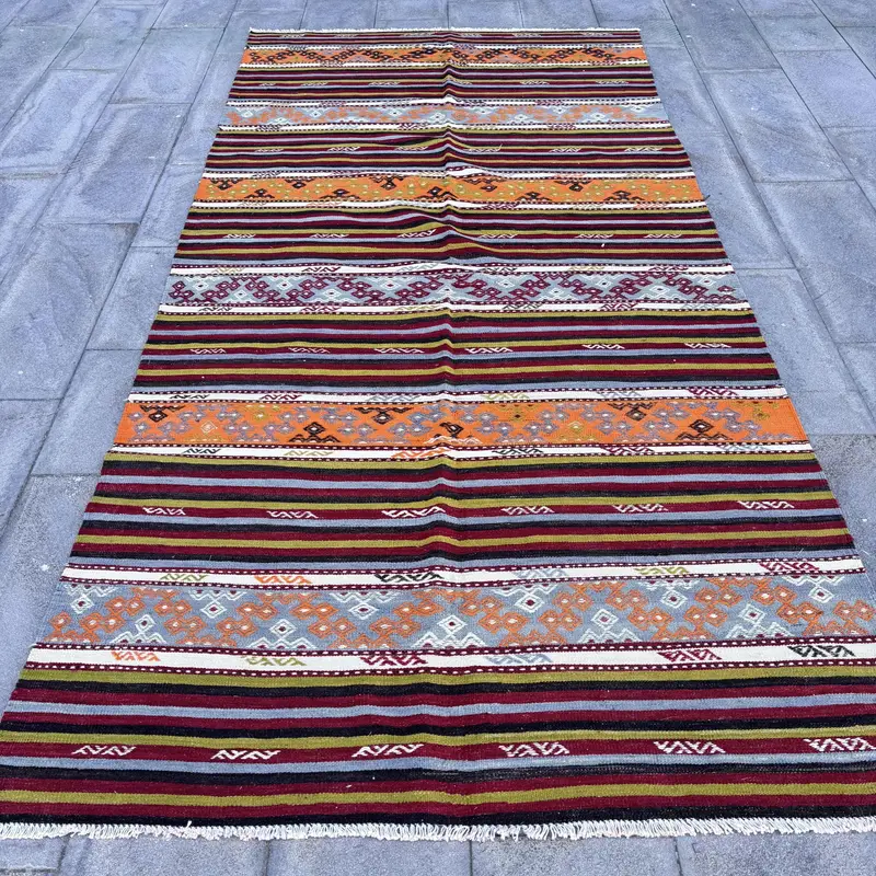 Red & Orange Rug, 5x10,2 ft Botanical Design