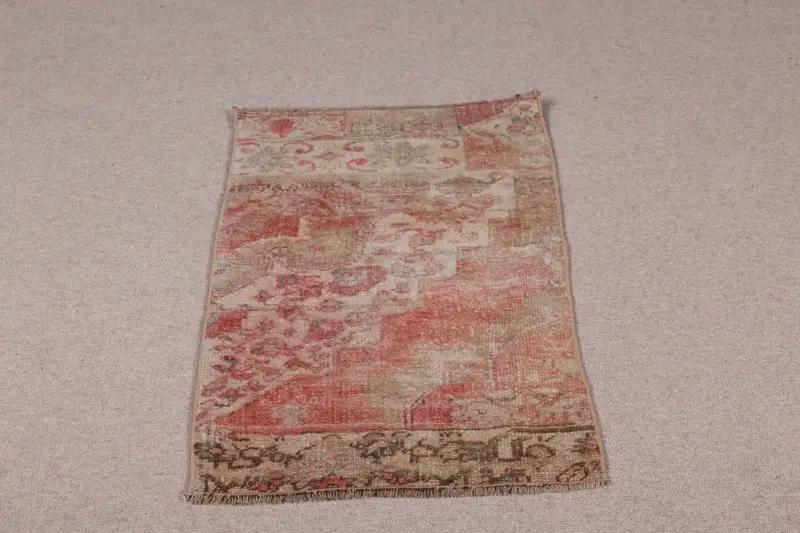 Brown & Red Polka Dot Rug, 1,6x3,1 ft Chic Decor