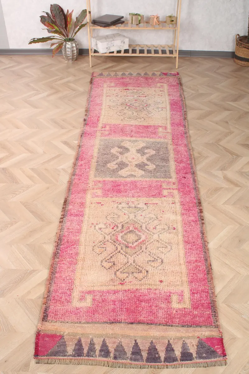 Turkish Herki Rug 3x11 ft (91x335 cm), Pink Plants & trees Vintage Rug - 1