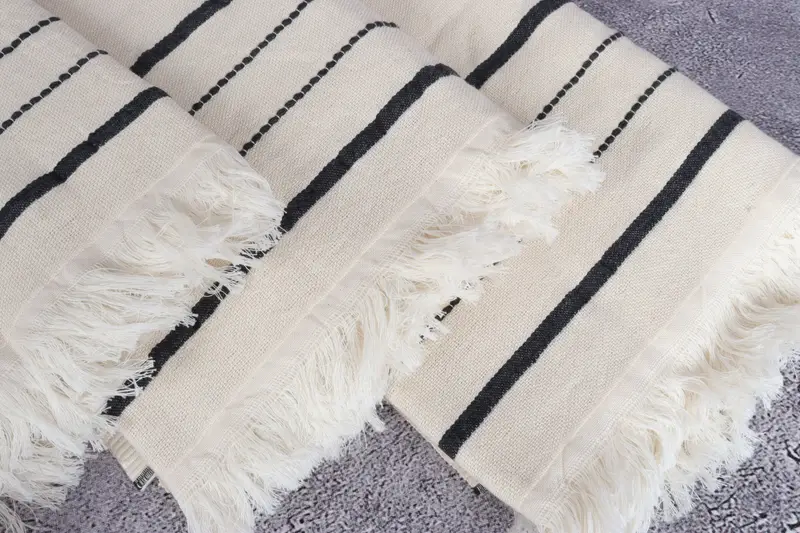 Bridal Shower Favors, Sand-free towel, 70x40 Cotton Striped Towel, Gift For Him, Luxury Beach Towel, Wedding Gift Ideas, Girl Trip Party Favor - 5
