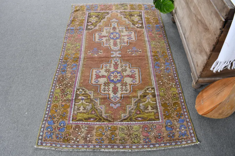 Handmade Green Rug, 0.3x0.5 ft with Purple Accents