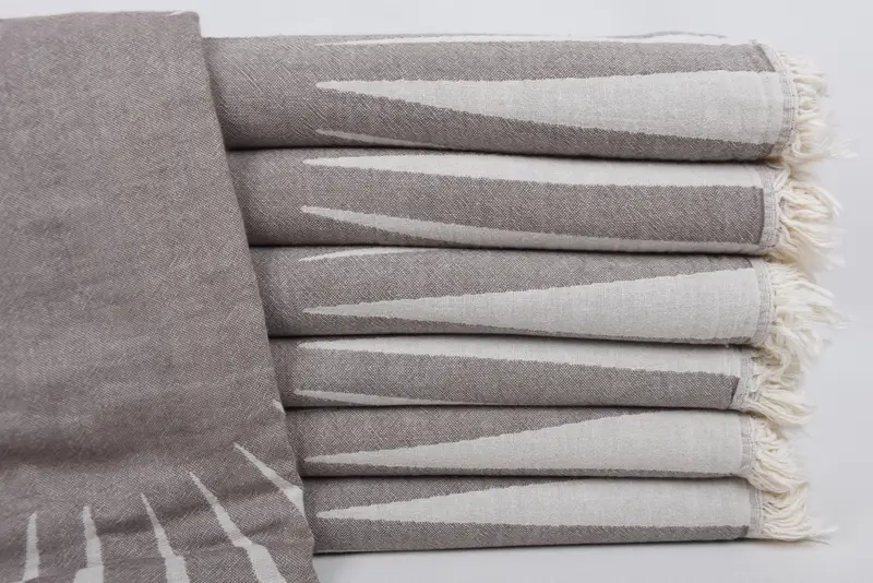 Toalla turca única con bordados personalizados, toalla de lujo, regalo de dama de honor, toalla de algodón, regalo de toalla de playa, toalla de diseño de sol de algodón 70x36