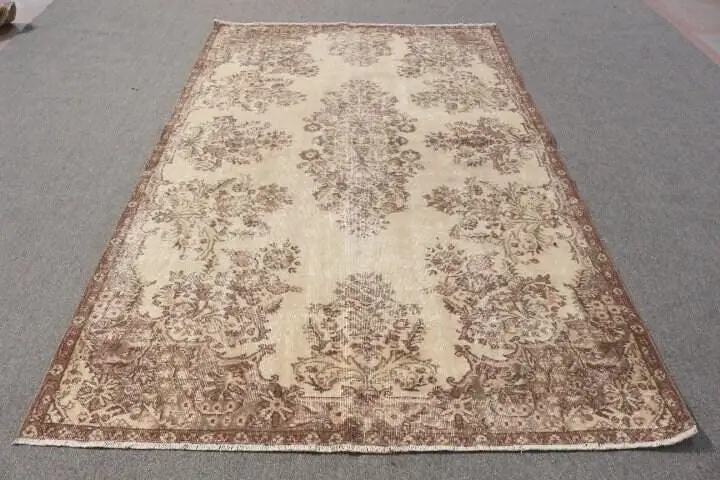 5.6x8.9 ft Türk Halısı, Vintage Büyük Halı, Kahverengi Bej Çizgili Halı - 1