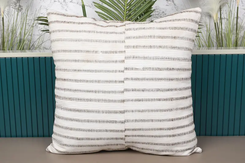 Beyaz & Kahverengi Çizgili Kırlent, İşlemeli Vintage Kırlent