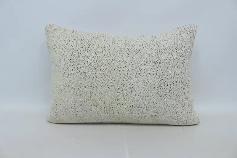 Neutral Throw Pillow Cover, Kilim Cushion Sham, 20x28 Beige Cushion Case, Handmade Kilim Cushion, Kilim Pillow Cover, Cushion Cover - 1