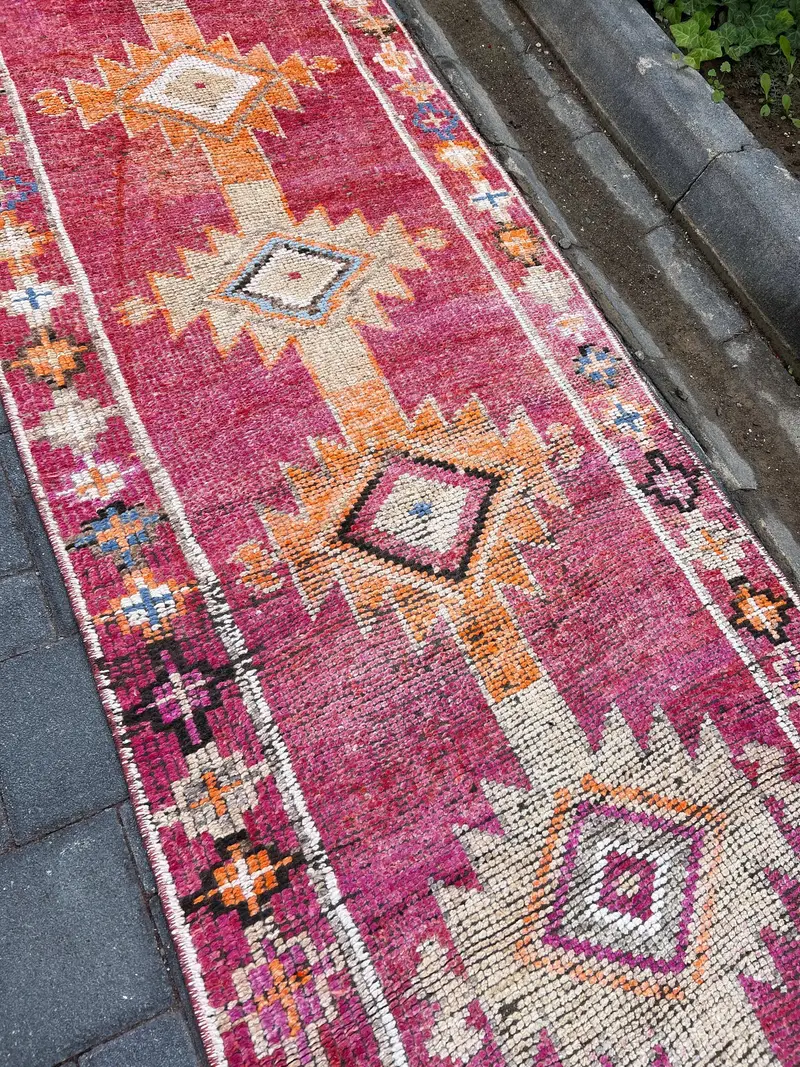 Vintage Turkish Runner Rug 2.9x11.2 ft, Herki Red Wool Rug - 1