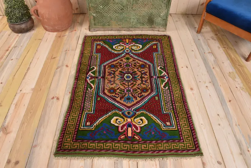 Alfombra Oriental Roja 100x120cm con Detalles Verdes