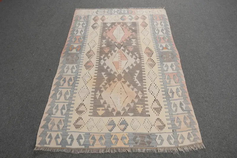 Vintage Accent Rug, 3.6x5.5 ft Turkish Rug, Gray Kilim Wool Rug - 1