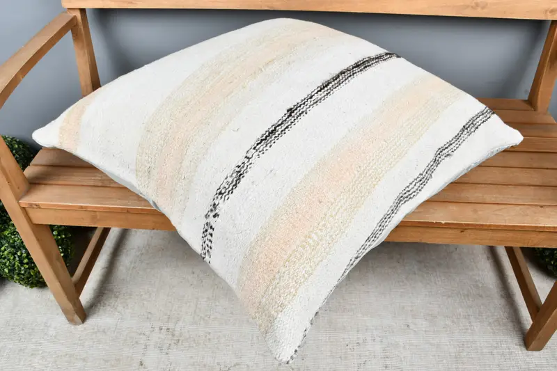 Nomadic Pillow Cover, Handmade Kilim Cushion, Cushion Cover, Antique Pillows, Farmhouse Pillow Sham, Turkish Kilim Pillow, 28x28 White Pillow Sham - 2