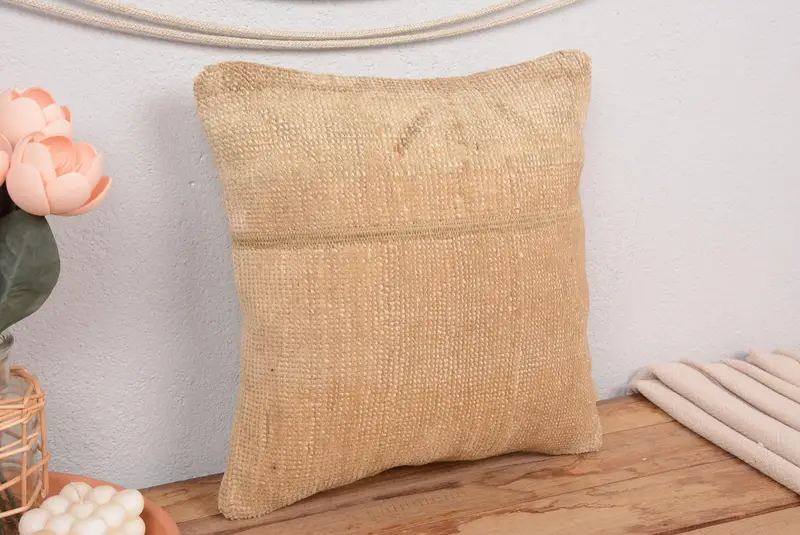 Beiges Patchwork-Wurfkissen, 14x14 besticktes Kissen