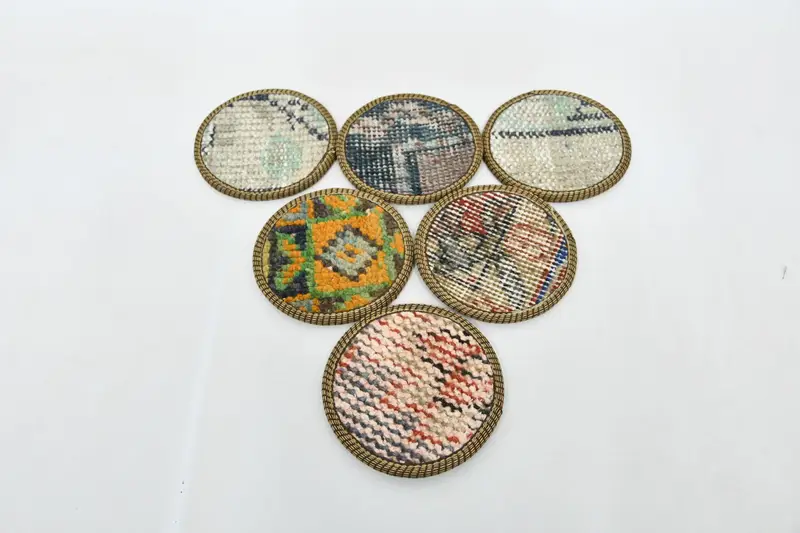 Posavasos redondos bohemios, posavasos beige y amarillos