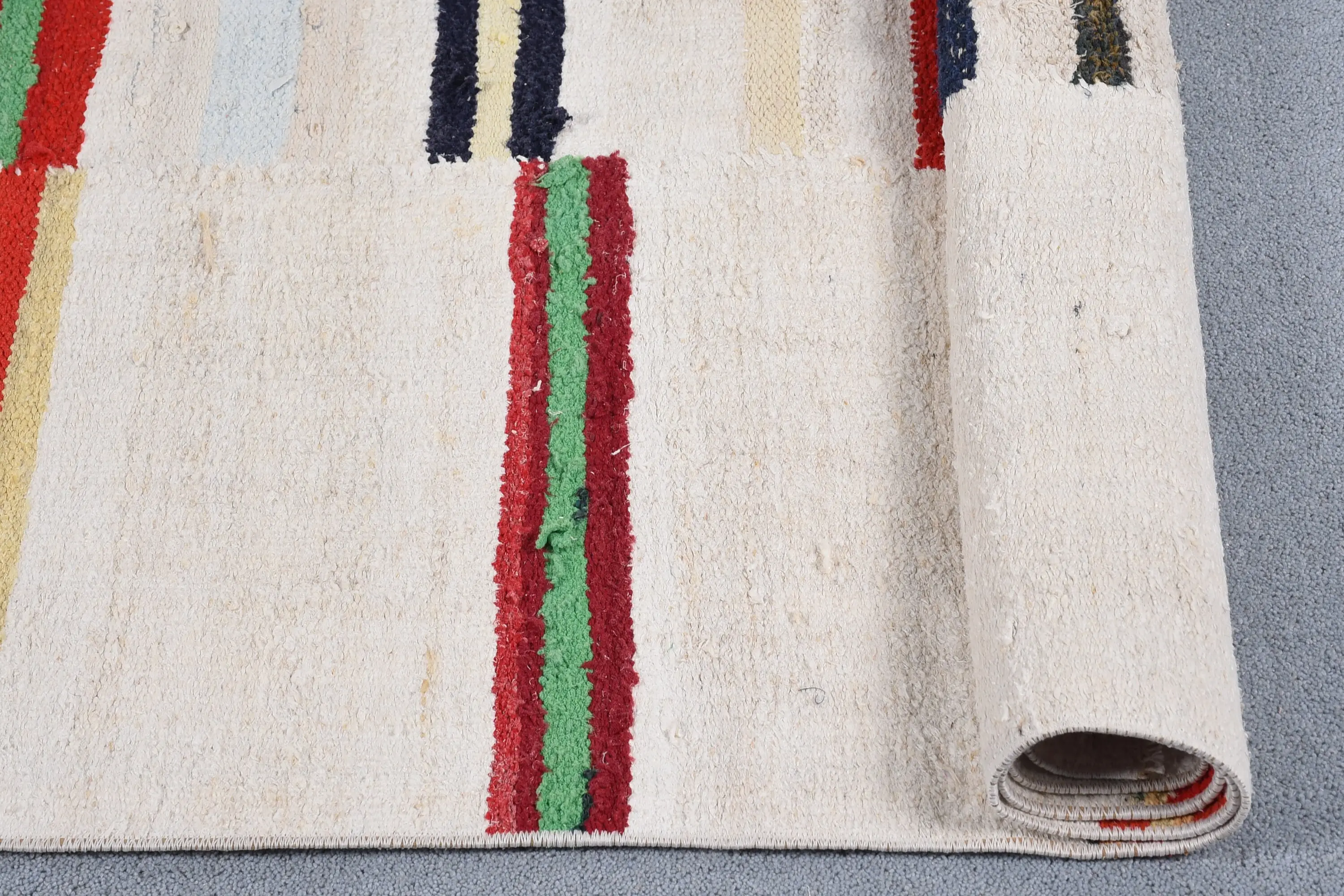 Canlı 4,6x10,3 ft Halı, Gökkuşağı Puantiyeli Beyaz - 1
