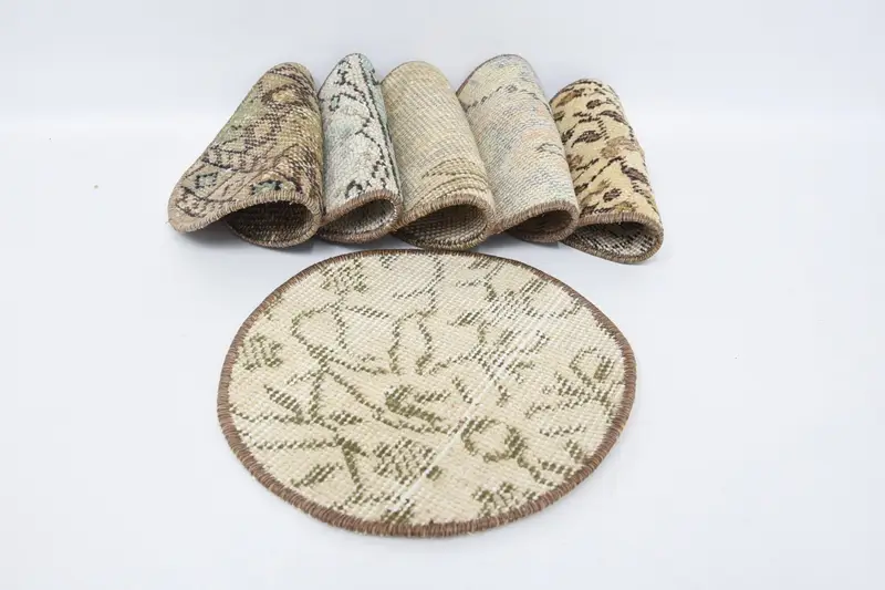 Bohemian Circle Placemats, White & Brown Cotton Wool Decor