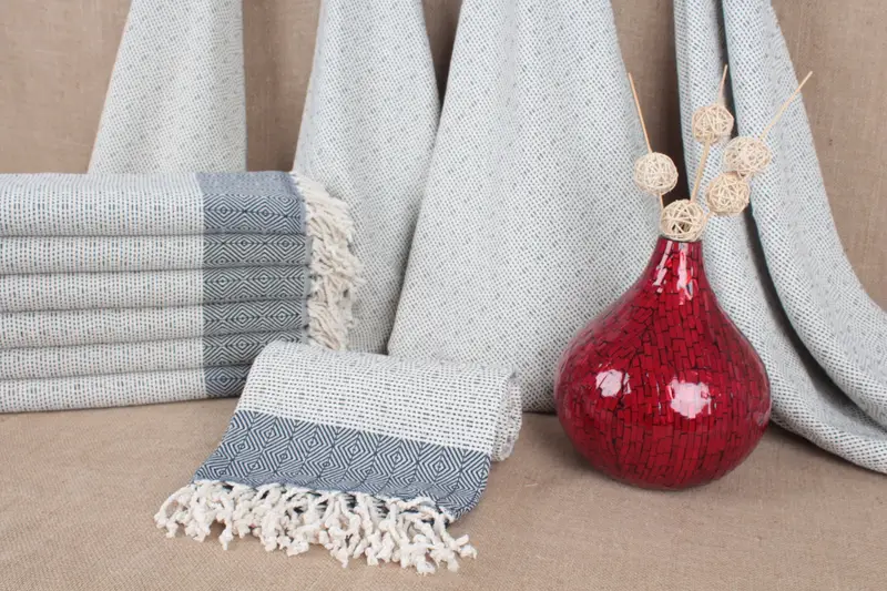 Toalla de playa de algodón turco con monograma, color beige, 40 x 71 pulgadas