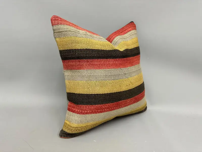 18x18 Red Pillow Cover, Decorative Throw Pillow Sham, Pillow Case, Kilim Cushion Sham, Turkish Kilim Pillow, Turkish Pillow, Ottoman Cushion Case - 2