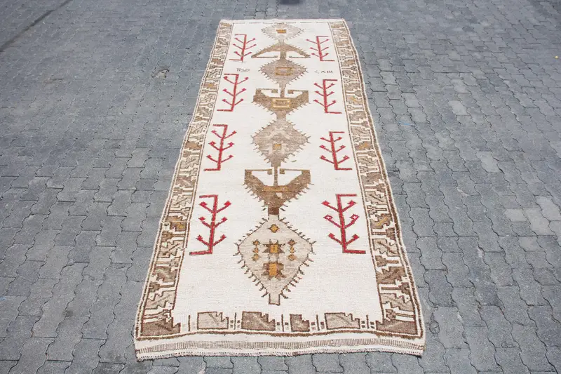 Alfombra vintage Herki de 4,1x11,4 pies, lana de alfombra turca a rayas blancas - 1