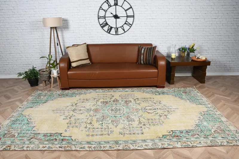 5.7x9.9 ft Halı, Türk Vintage Halısı, Oushak Sarı Kareli Halı - 1