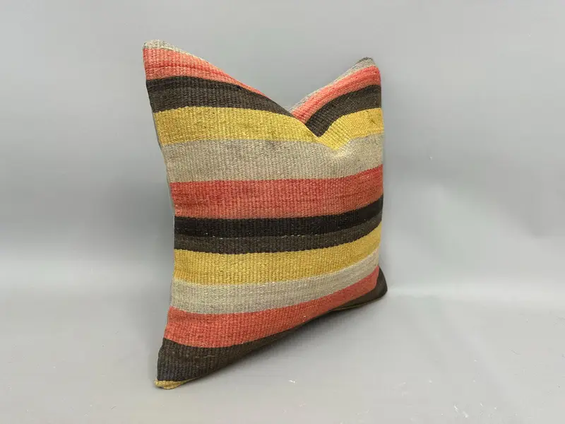 Traditional Cushion, Handwoven Cushion Cover, 18x18 Red Pillow Sham, Vintage Kilim Pillow, Ethnical Kilim Rug Pillow, Turkish Pillow, Cushion Cover - 2