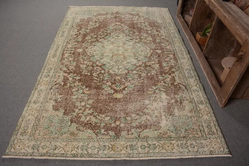 Brown, Green Bordered Rug, 5,2x8,2 ft Elegant Decor