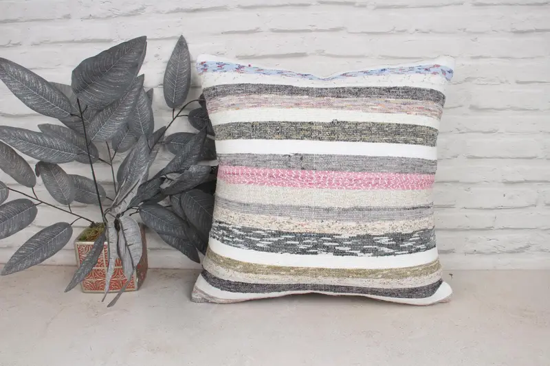 Pillow Cover, Authentic Pillow Case, Ethnical Kilim Rug Pillow, Car Cushion Case, Vintage Kilim Throw Pillow, 20x20 Pink Pillow Case, Gift Pillow - 1