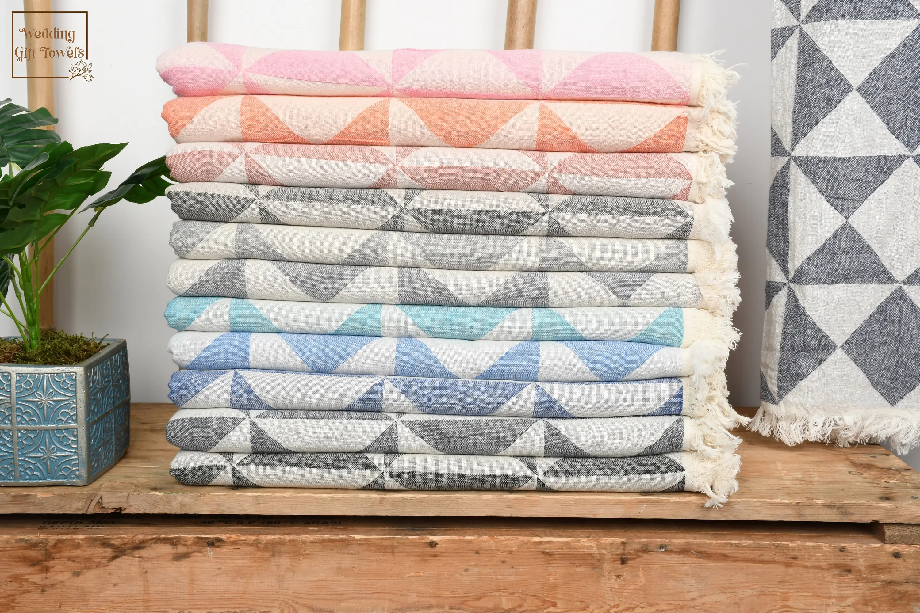 Geometric Turkish Beach Towel 100% Cotton Beige, 70x40 Inches - 1