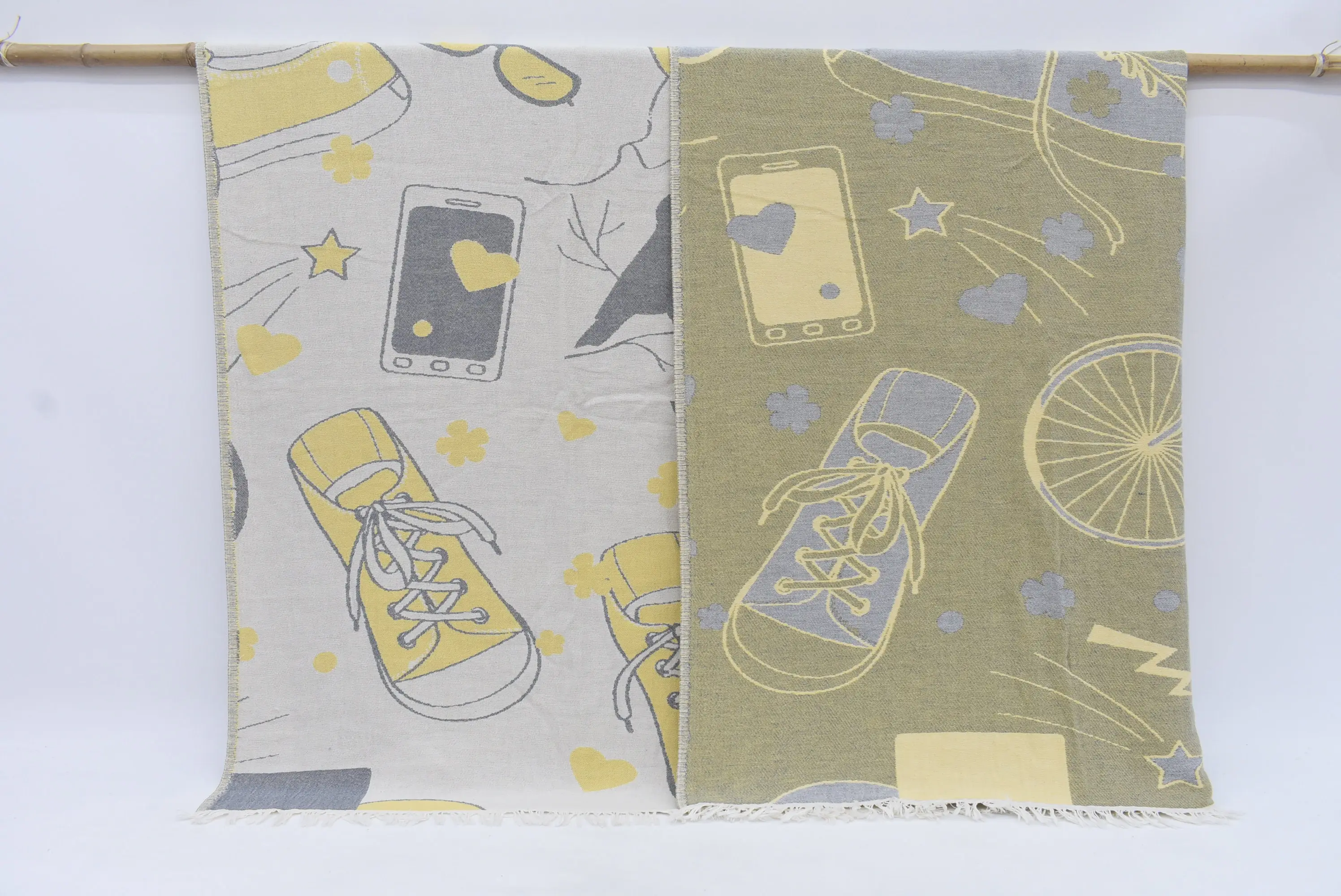 Bicycle Design Throw Blanket, Yellow & White, Cotton, 94x78 Inches - 1