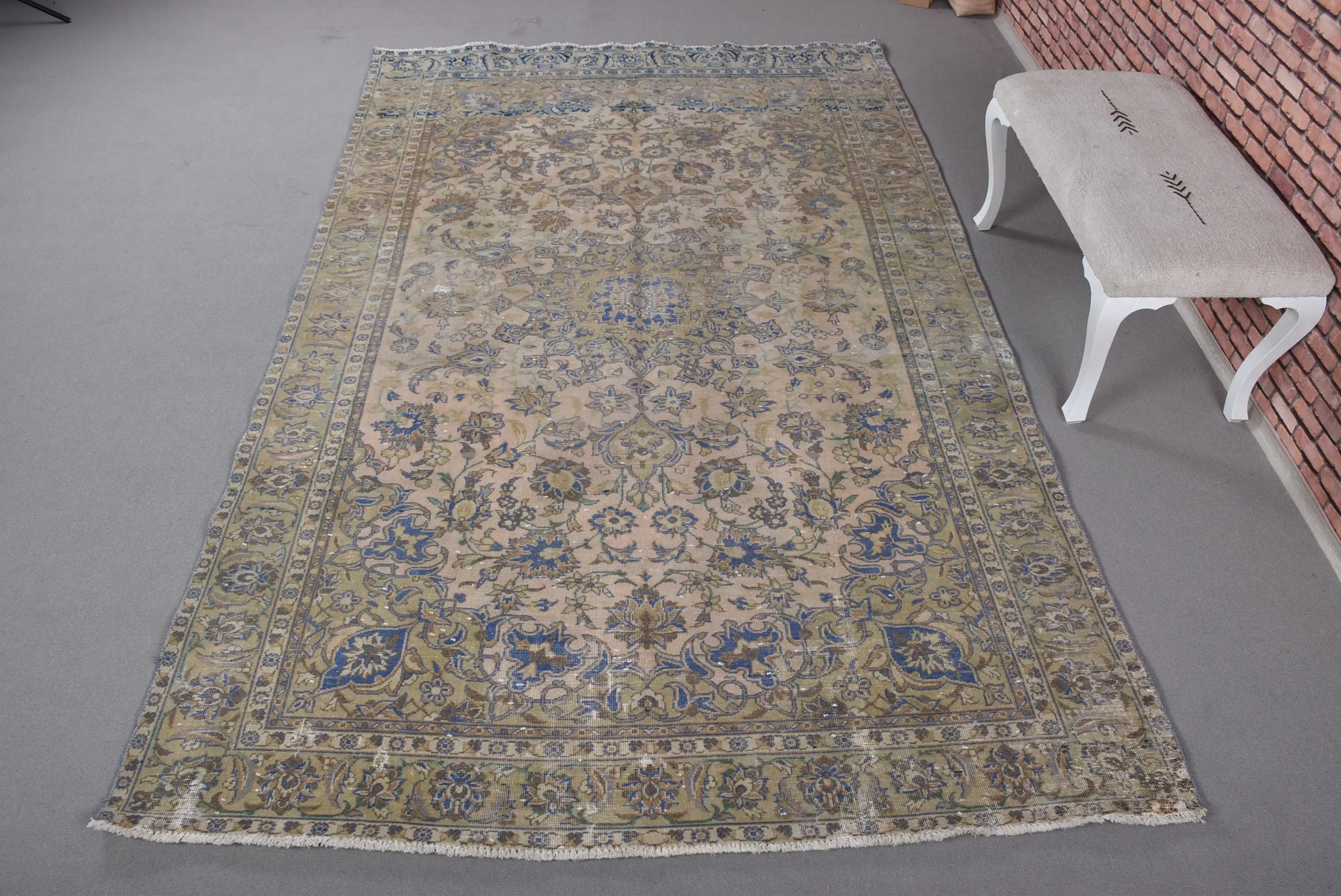 Türkischer Vintage-Teppich, 6,3 x 9,9 Fuß großer Teppich, blaubrauner Wollteppich mit Pflanzen und Bäumen - 1