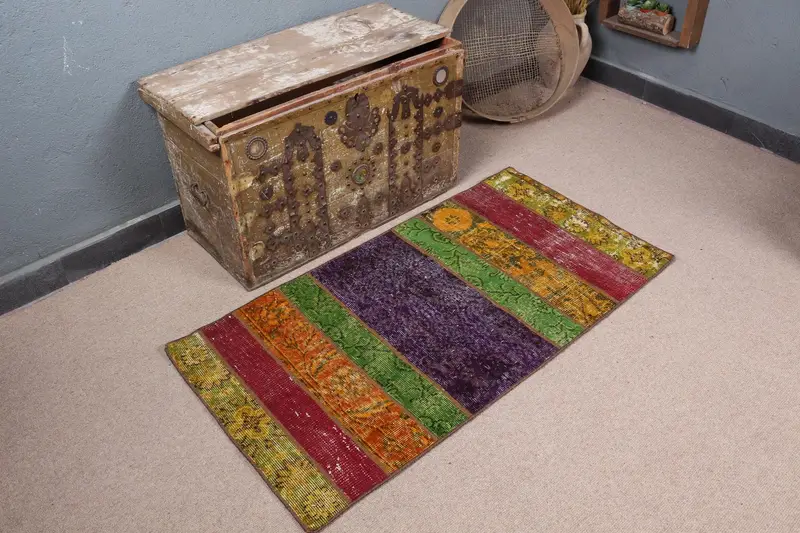 Alfombra abstracta morada y verde, 2,2x4,3 pies