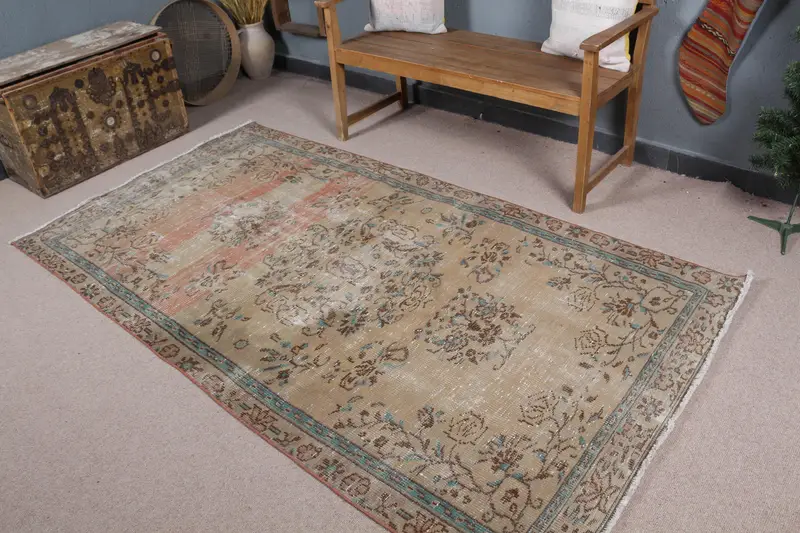 鮮やかな 4.3x7.9 フィートのラグ、オレンジとグリーンのボーダー