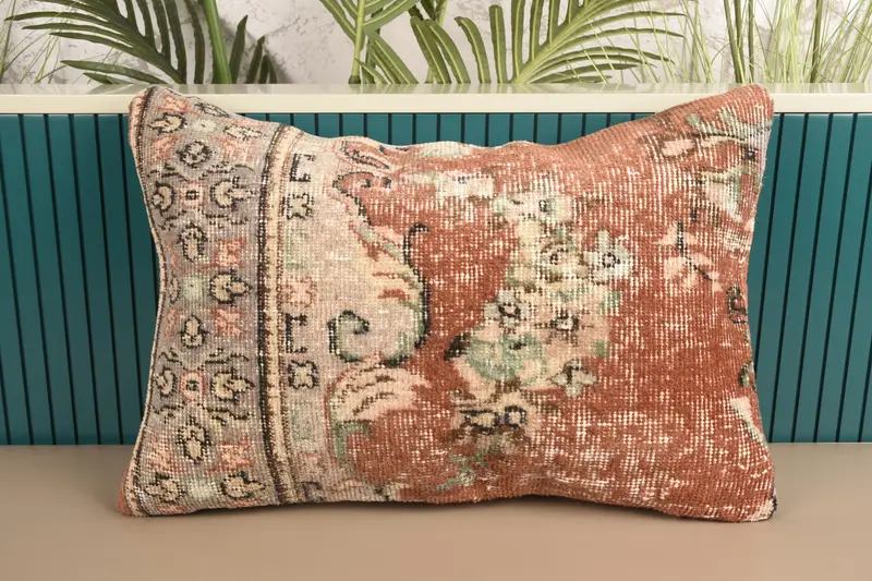 Red Vintage Gift Pillow, 40x60 cm Euro Sham - 1